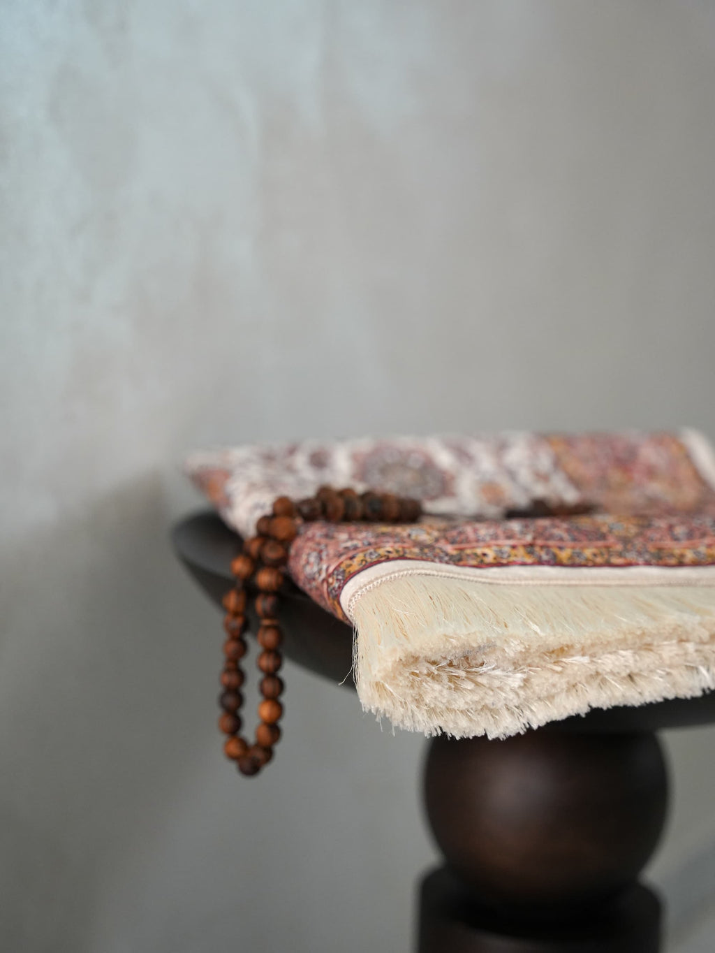 Tapis de prière Sakina – Praticité & Élégance (Essentielle)