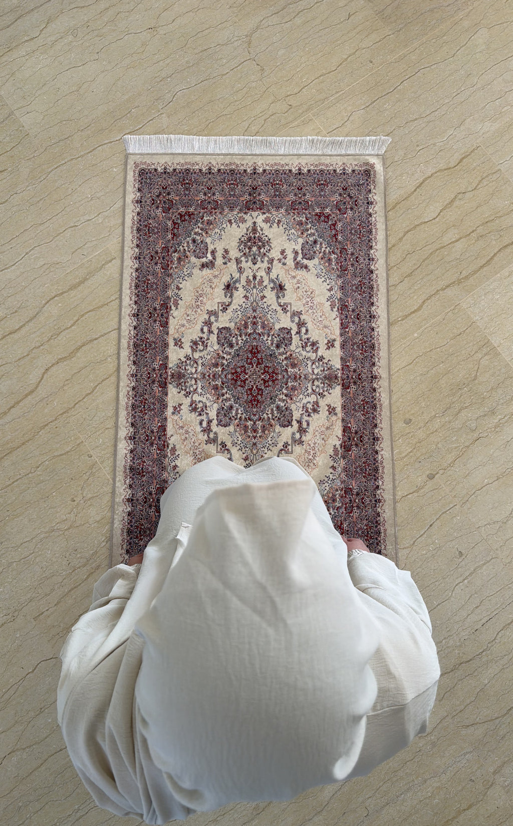 Tapis de prière Qamar – Praticité & Élégance (Essentielle)